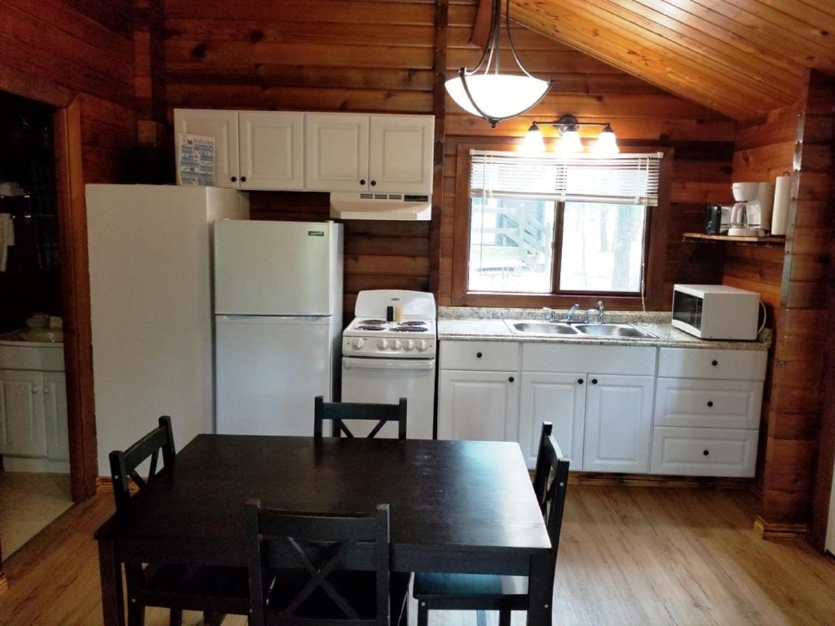 Lake Texoma Camping Resort Cabin 8 Willow Spring 外观 照片