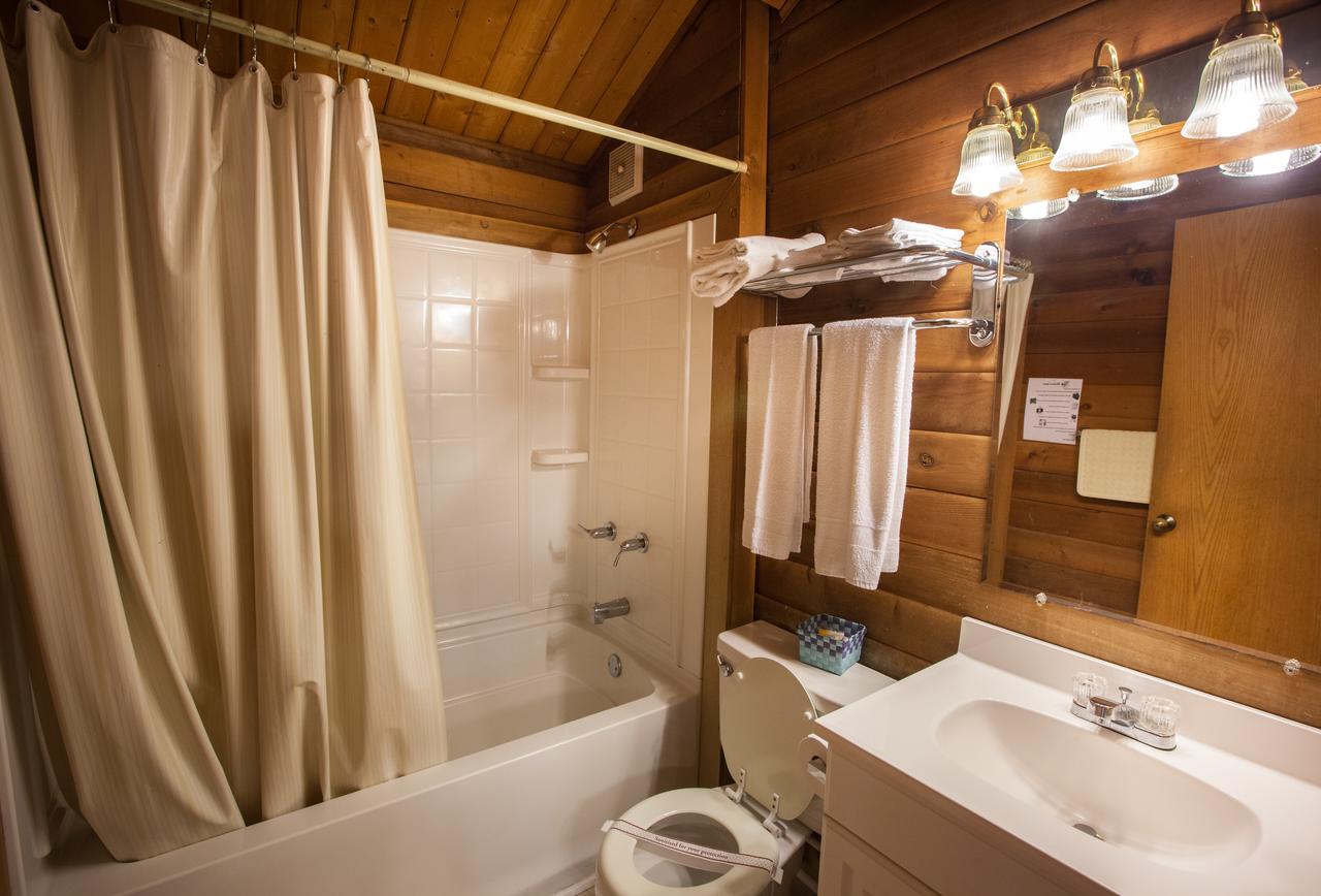 Lake Texoma Camping Resort Cabin 8 Willow Spring 外观 照片