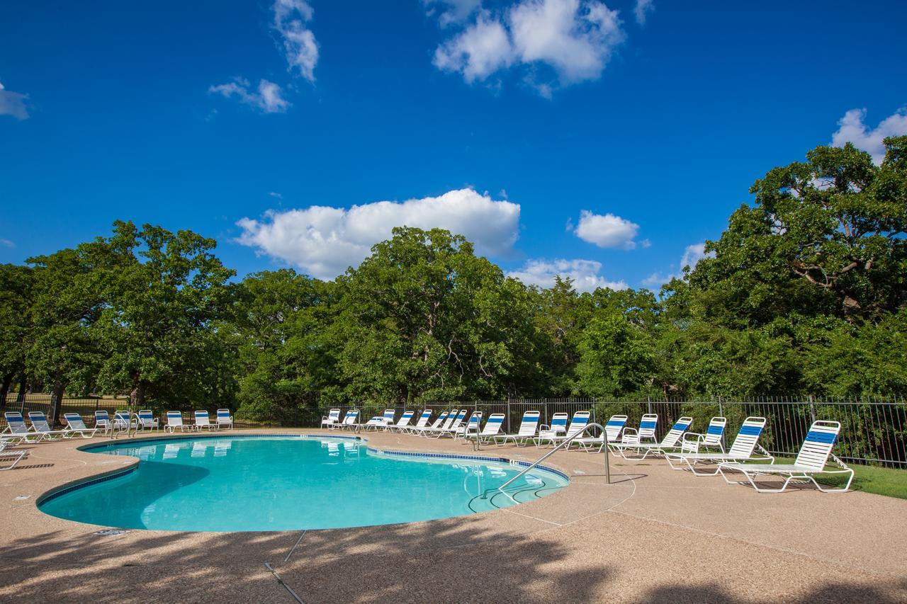 Lake Texoma Camping Resort Cabin 8 Willow Spring 外观 照片